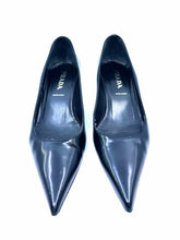 Load image into Gallery viewer, PRADA Size 5 Black Pumps
