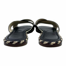 Load image into Gallery viewer, CHANEL Leather Sandals | 10
