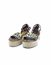 Load image into Gallery viewer, VALENTINO GARAVANI Size 9 Beige Leopard Sandals
