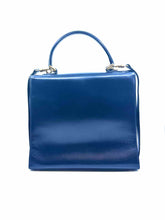 Load image into Gallery viewer, GUCCI Black Leather Solid Handbag
