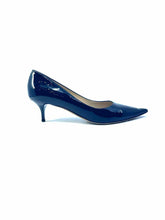 Load image into Gallery viewer, JIMMY CHOO Size 7.5 Pumps
