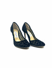 Load image into Gallery viewer, JIMMY CHOO Size 8.5 Black Velvet Cheetah print Pumps
