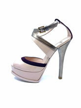 Load image into Gallery viewer, FENDI Size 7.5 Pink Patent Leather Sandals
