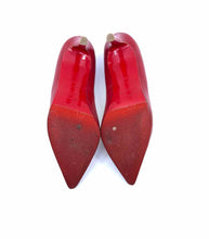 Load image into Gallery viewer, CHRISTIAN LOUBOUTIN Size 9 Red Pumps
