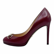Load image into Gallery viewer, GUCCI Size 9 Red Leather Pumps
