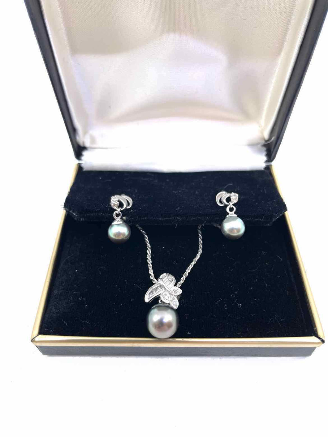 Tahitian Pearl & diamond  3 Piece Set