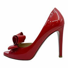 Load image into Gallery viewer, VALENTINO Patent Leather Pumps | 7
