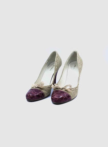 PRADA Size 9 Red, Beige Canvas Crocodile Solid Pumps