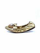 Load image into Gallery viewer, MIU MIU Size 6 Gold Leather Flats
