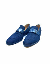 Load image into Gallery viewer, LOUIS VUITTON Size 9.5 Navy Men&#39;s Shoes
