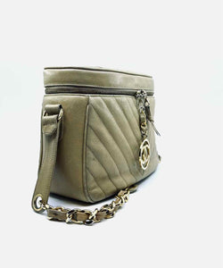 CHANEL Beige Leather Handbag
