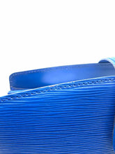 Load image into Gallery viewer, LOUIS VUITTON Blue Leather Epi Handbag

