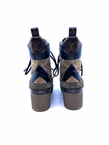 LOUIS VUITTON Size 6.5 Taupe, Olive Suede Monogram Ankle Boot