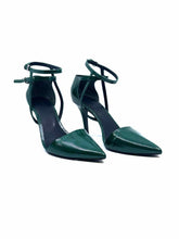 Load image into Gallery viewer, ALEXANDER MCQUEEN Size 8.5 Green Patent Leather Pumps
