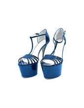 Load image into Gallery viewer, GIUSEPPE ZANOTTI Size 8 Black Patent Leather Sandals
