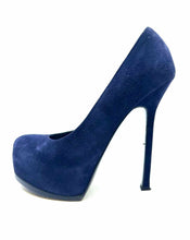 Load image into Gallery viewer, YVES SAINT LAURENT Size 6 Navy Suede Pumps
