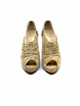 Load image into Gallery viewer, CHRISTIAN LOUBOUTIN Size 9 Tan Suede Ankle Boot
