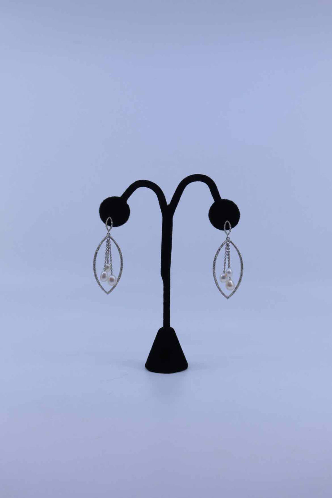 TIFFANY & CO Pearl Pierced Earrings
