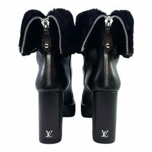 Load image into Gallery viewer, LOUIS VUITTON Leather Ankle Boot | 6.5
