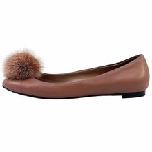 Load image into Gallery viewer, GUCCI Leather Flats | 8
