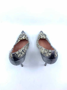MOSCHINO Size 7.5 Silver, Cream Tweed Solid Pumps