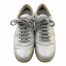 Load image into Gallery viewer, LOUIS VUITTON Leather Sneakers | 7.5
