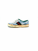 Load image into Gallery viewer, GUCCI Size 4.5 Blue Sneakers
