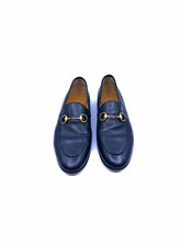 Load image into Gallery viewer, GUCCI Size 7 Black Leather Solid Flats
