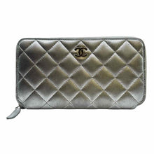 Load image into Gallery viewer, CHANEL Leather Quilted Wallet
