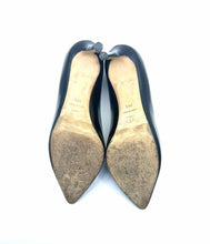 Load image into Gallery viewer, JIMMY CHOO Size 8.5 Black Patent Leather Solid Pumps
