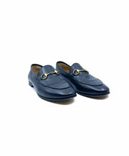 Load image into Gallery viewer, GUCCI Size 7 Black Leather Solid Flats
