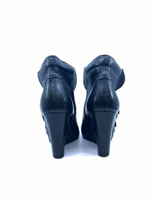 CHANEL Size 8 Black Leather Ankle Boot