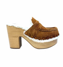 Load image into Gallery viewer, CHLOE Size 7 Caramel Suede Clogs

