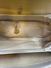 Load image into Gallery viewer, GUCCI Cream Leather Handbag
