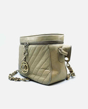 Load image into Gallery viewer, CHANEL Beige Leather Handbag
