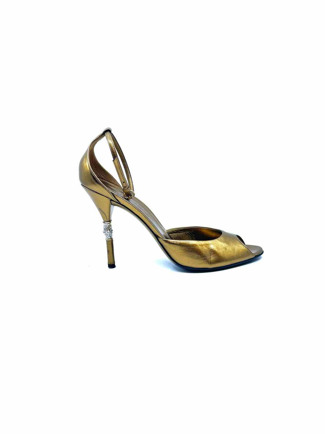 GUCCI Size 9.5 Gold Leather Sandals