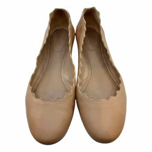 Load image into Gallery viewer, CHLOE Size 5 Nude Leather Solid Flats
