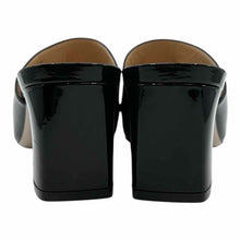Load image into Gallery viewer, GUCCI Size 10.5 Black Patent Leather Mules

