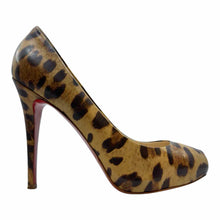 Load image into Gallery viewer, CHRISTIAN LOUBOUTIN Patent Leather Pumps | 9.5

