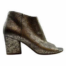 Load image into Gallery viewer, MAISON MARGIELA Leather Metallic Ankle Boot | 7
