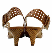 Load image into Gallery viewer, BOTTEGA VENETA Leather Sandals | 5.5
