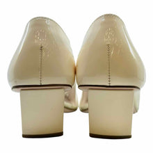 Load image into Gallery viewer, ROGER VIVIER Size 7.5 Ivory Patent Leather Plastic Solid Pumps
