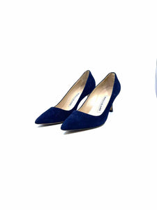MANOLO BLAHNIK Size 5.5 Navy Suede Solid Pumps