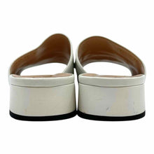 Load image into Gallery viewer, GUCCI Size 9 White Leather Solid Sandals
