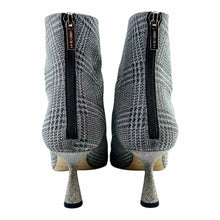 Load image into Gallery viewer, JIMMY CHOO Ankle Boot | 6.5

