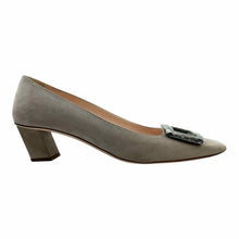 Load image into Gallery viewer, ROGER VIVIER Suede Pumps | 10
