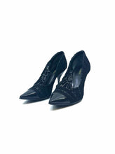 Load image into Gallery viewer, DOLCE &amp; GABBANA Size 9 Black Lace Pumps
