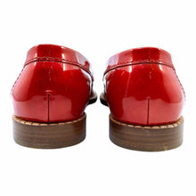 Load image into Gallery viewer, CHANEL Patent Leather Flats | 5
