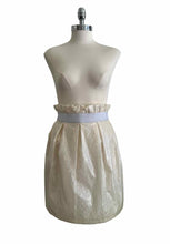 Load image into Gallery viewer, DOLCE &amp; GABBANA Size 4 Cream Lace Dress
