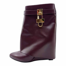Load image into Gallery viewer, GIVENCHY Shark Ankle Boot | 11
